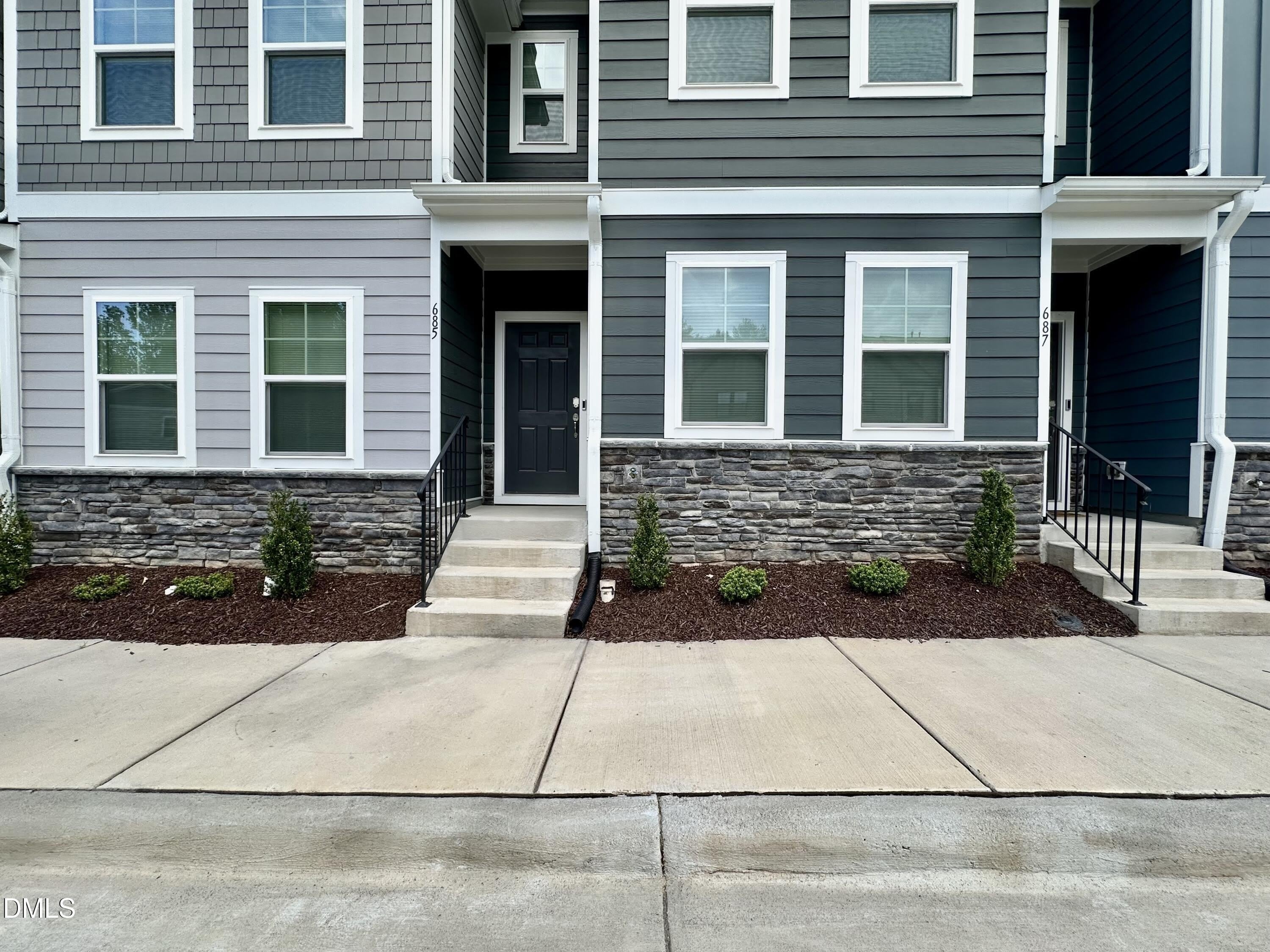 685 Mirkwood Avenue – photo 3