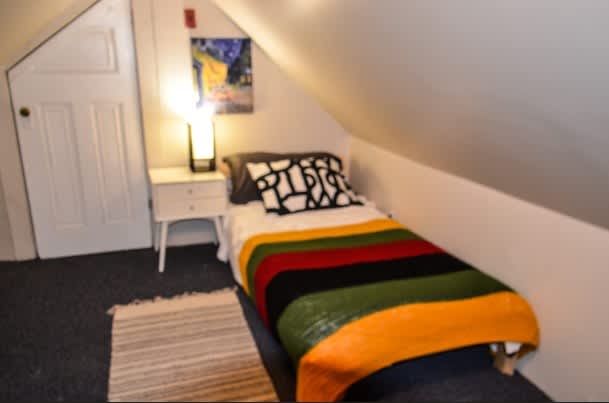 443 Hope st, Room 4 – photo 2
