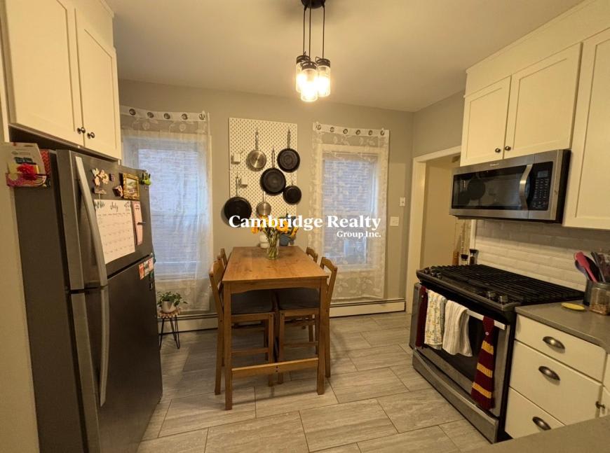 5 Marcella St. – photo 3
