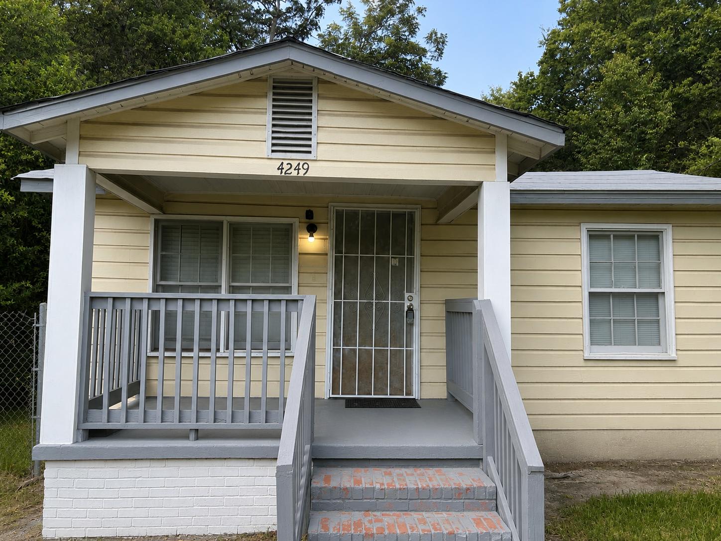 4249 Marion Avenue – photo 1