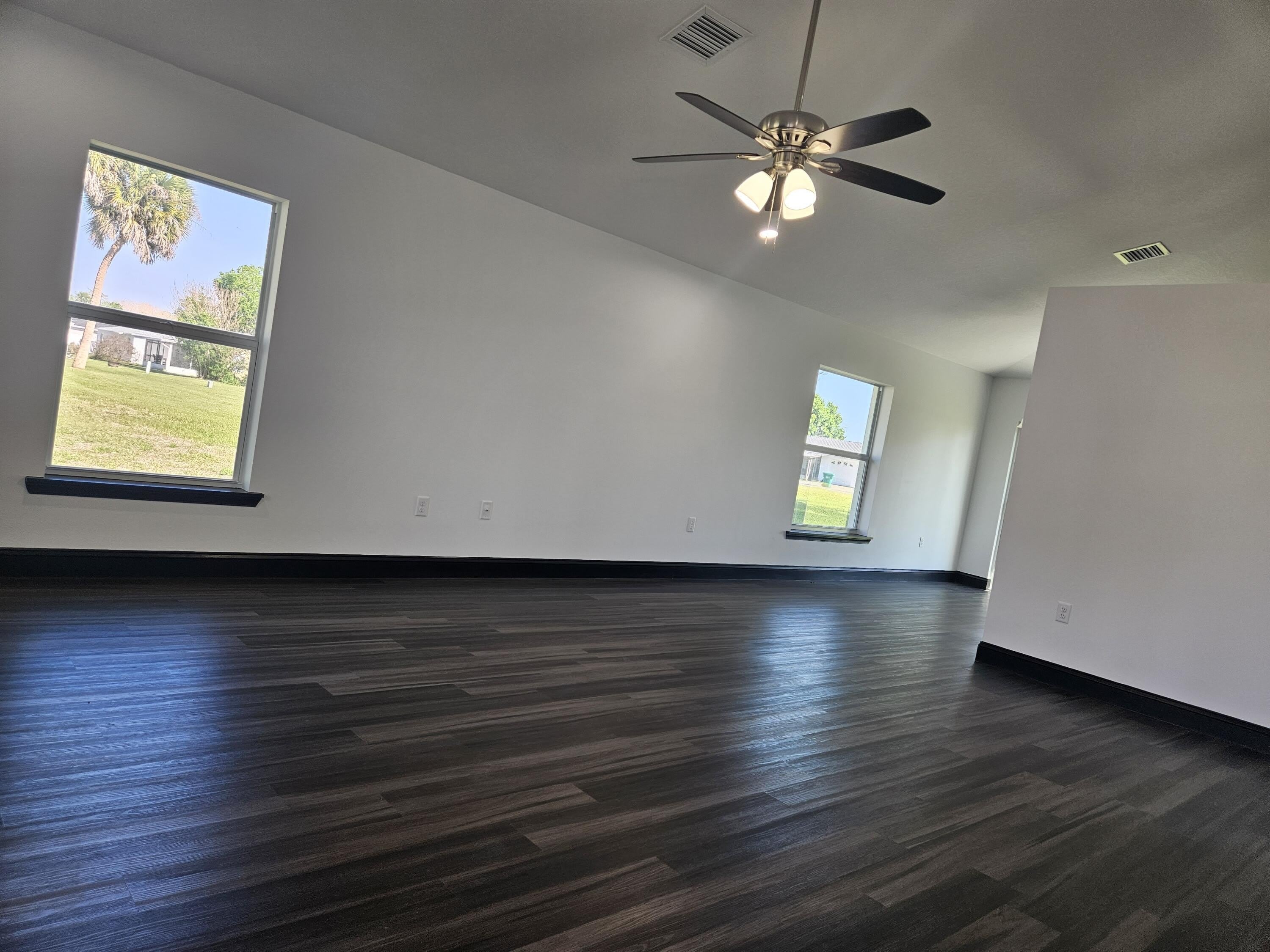 5101 Se 43Rd Trace – photo 2