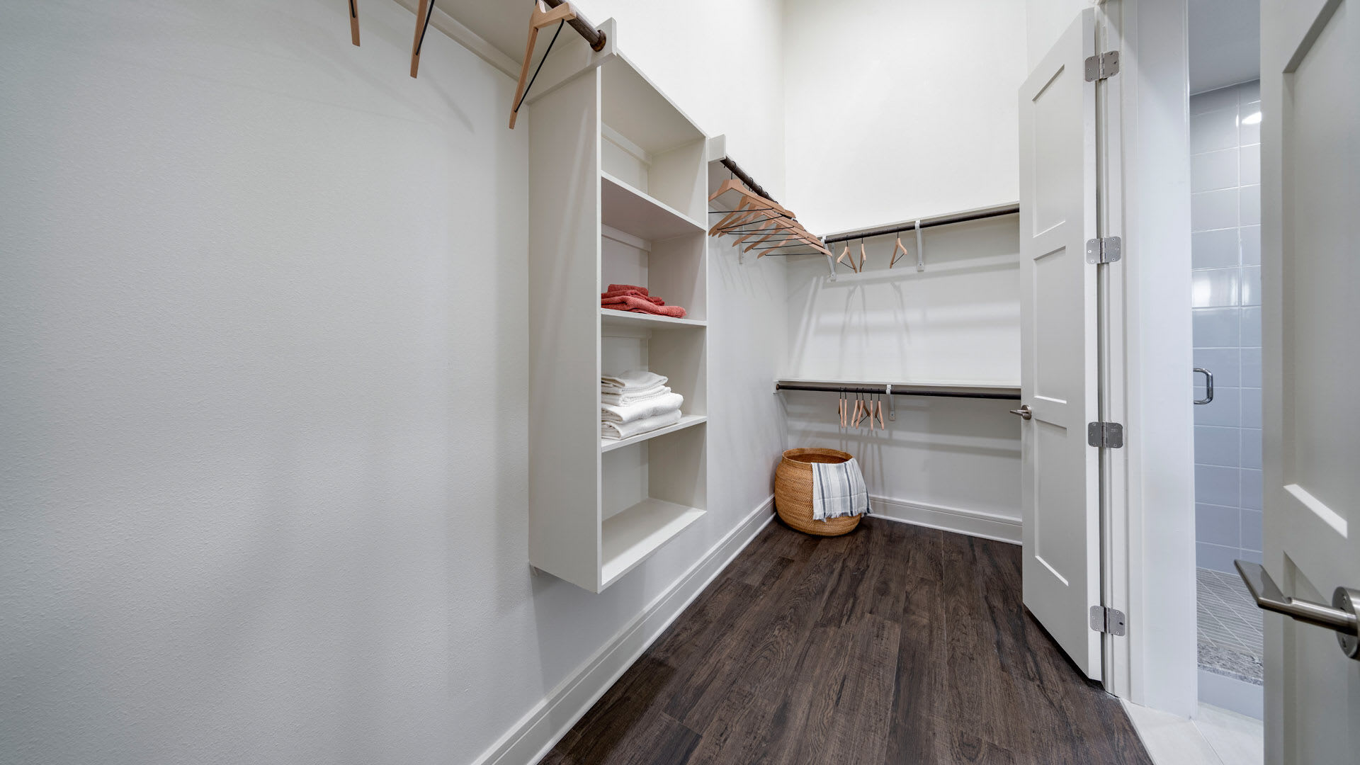 The Colburn – photo 5