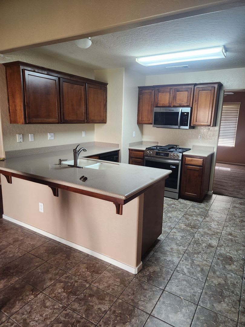 Beautiful Home For Rent In Tulare Ca – photo 4
