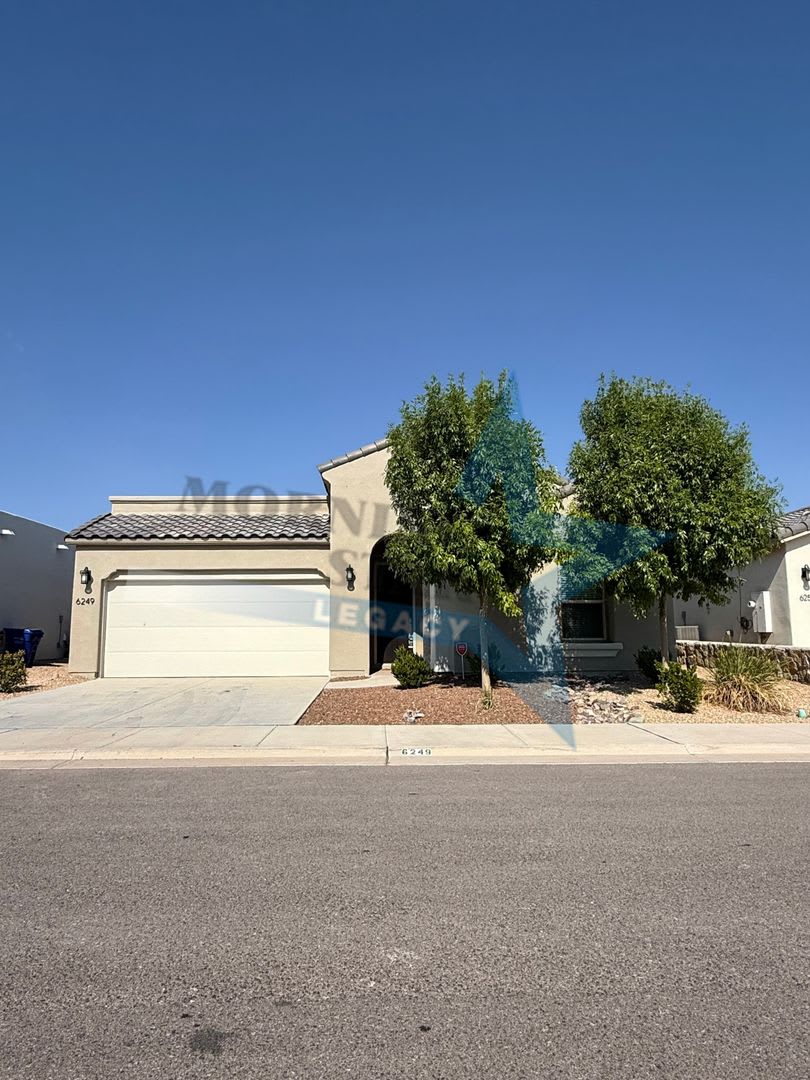New Low Price! Beautiful 4-Bedroom Home in Desirable Metro Park Community – photo 1