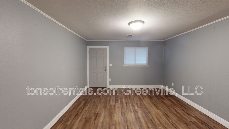 88 West Park Drive H – photo 3
