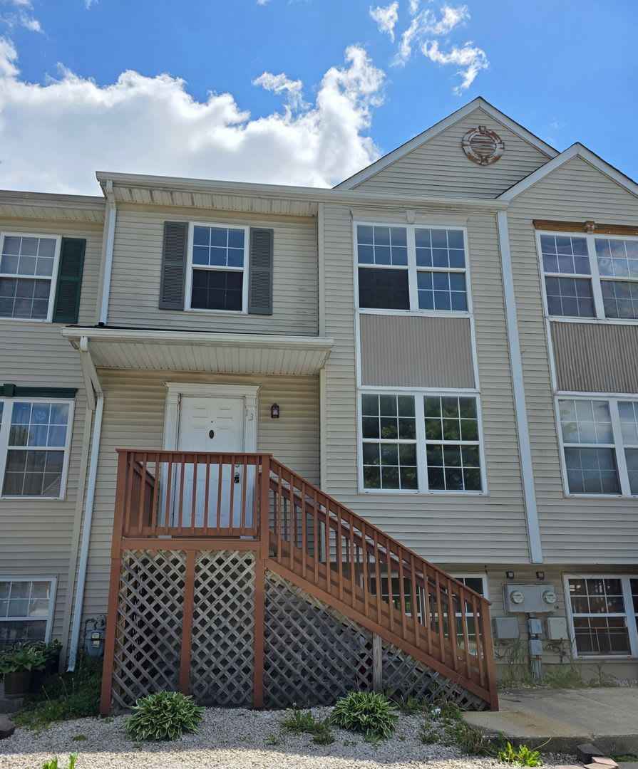 Townhome in Newark/Bear Area – photo 1