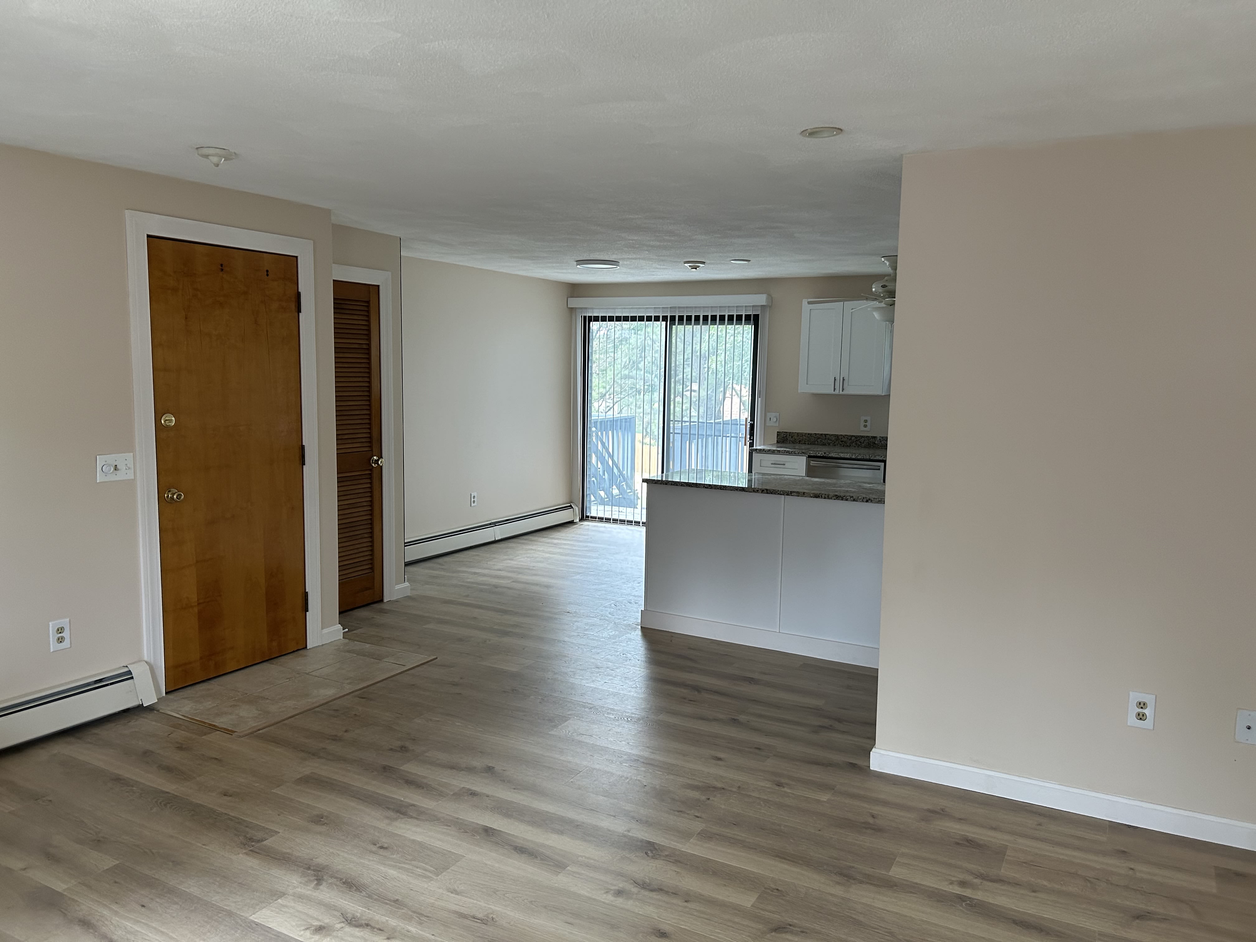 287 Mayfield Avenue – photo 5