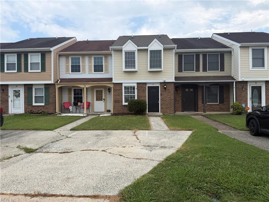 10 Christine Court – photo 2