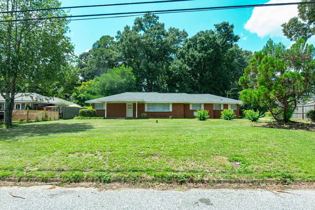 511 Pinehill Road – photo 1