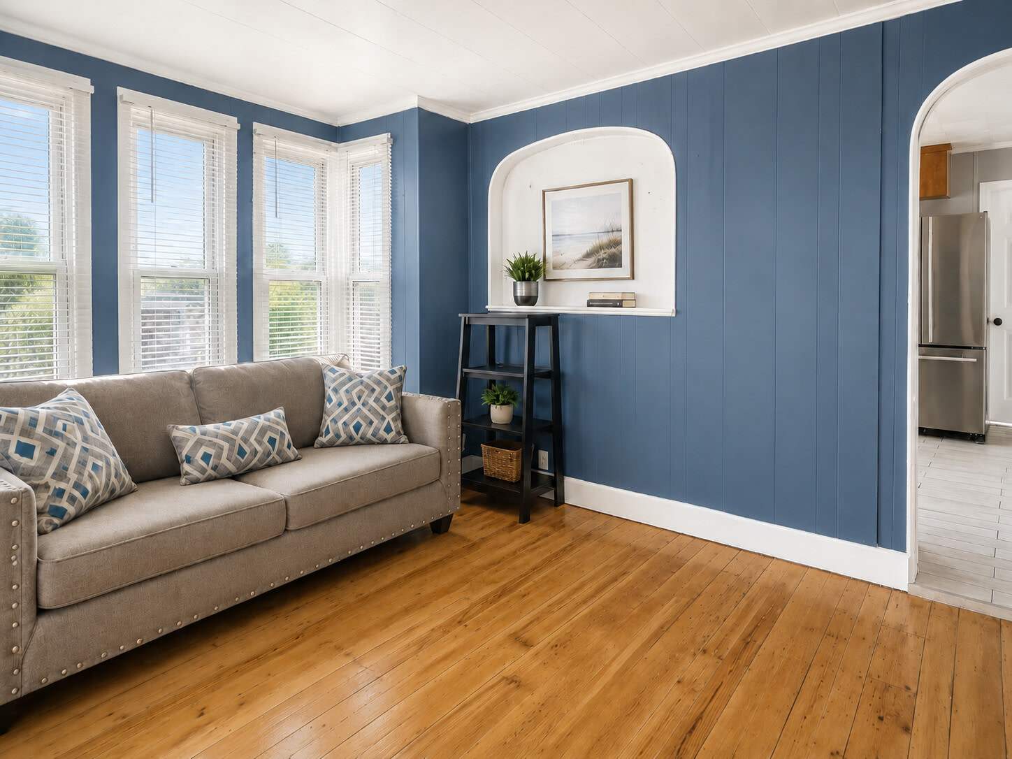 1527 Purchase St – photo 4