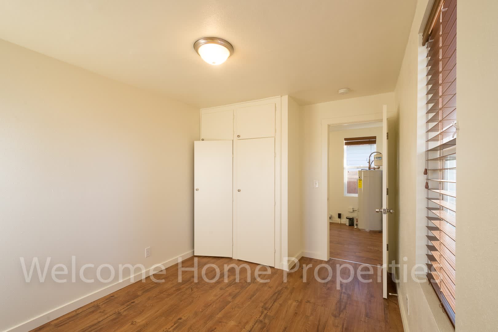 Small 2 Bedroom Home In Convenient Location – photo 4