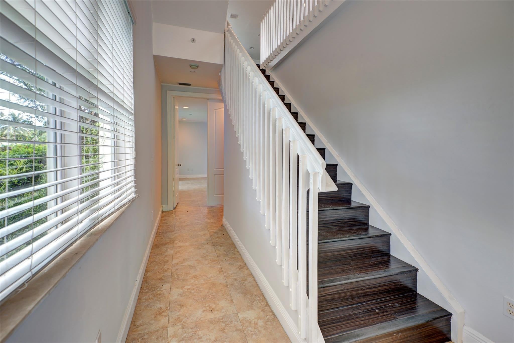 1508 SW 4th Avenue – photo 2