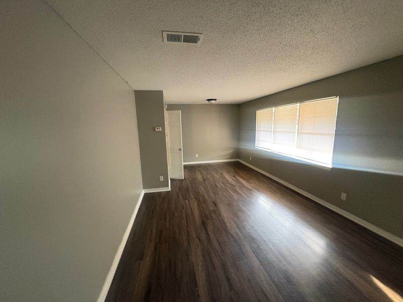 5153 Craigmont Dr – photo 3
