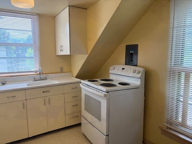 1605 South Higgins Avenue – photo 5