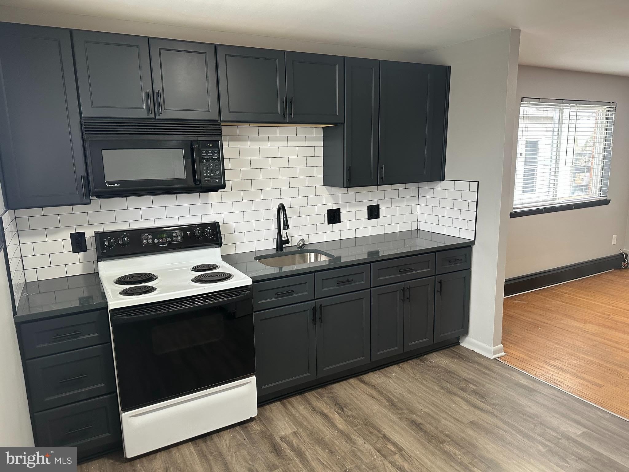 517 MORGAN Avenue – photo 5