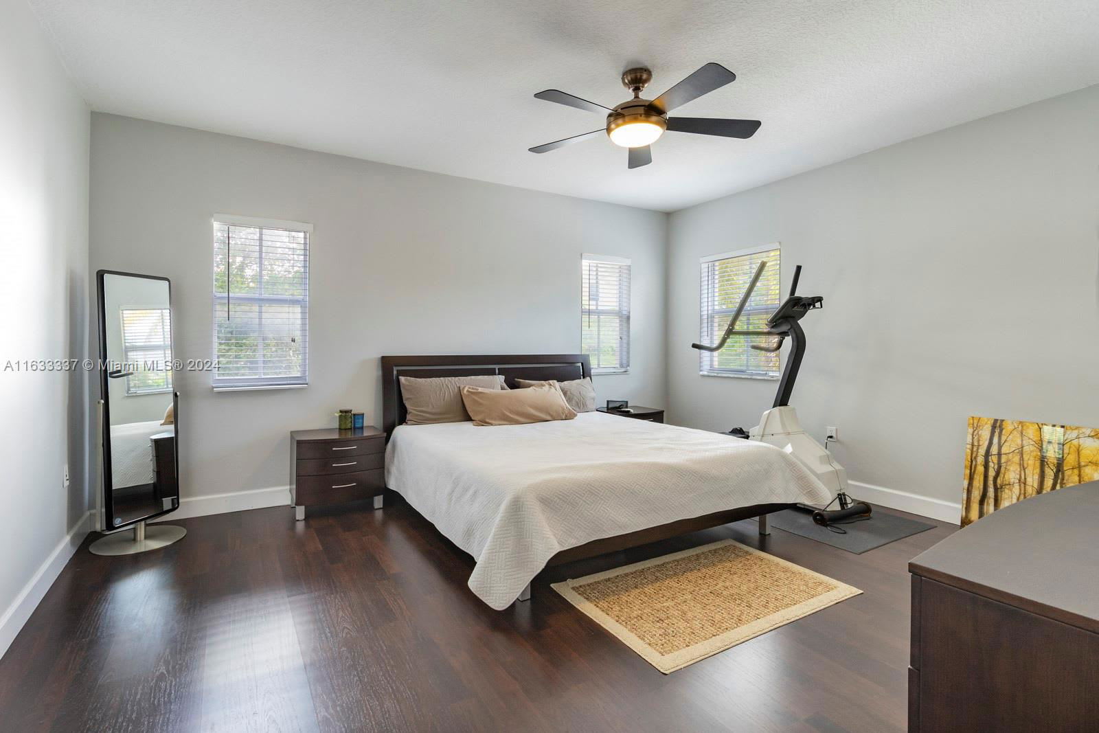 118 Zamora Avenue – photo 4
