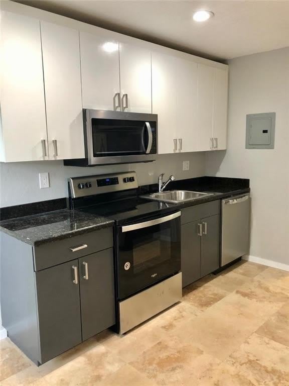 736 Ne 13Th Court – photo 5