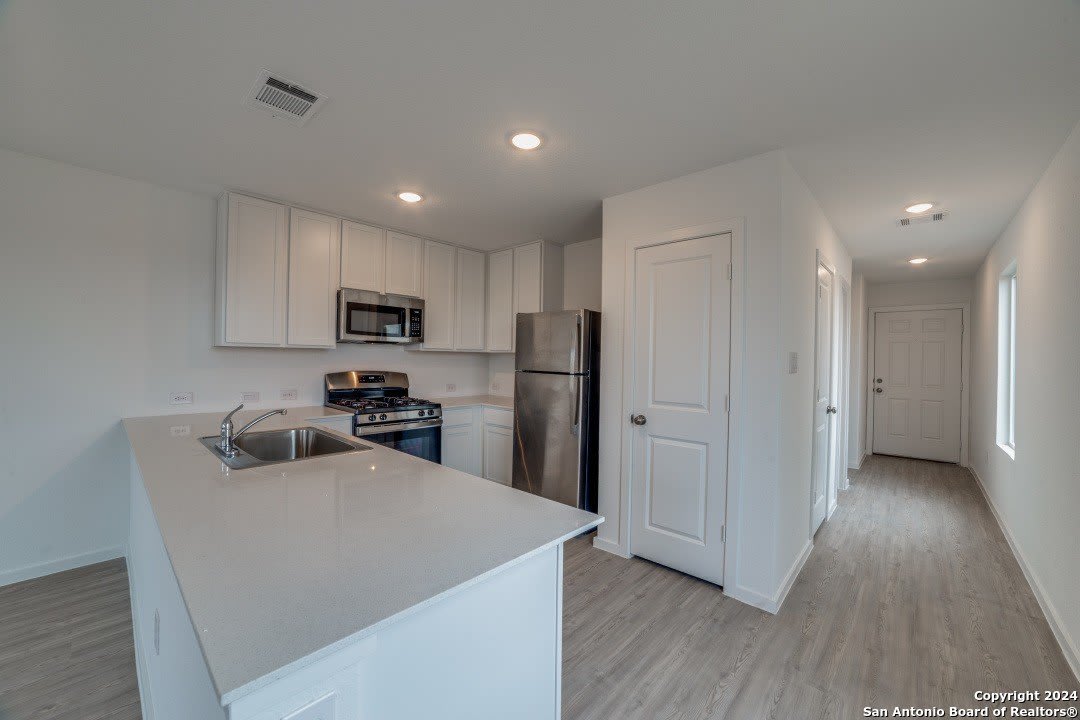 3704 Millbrook Way – photo 5