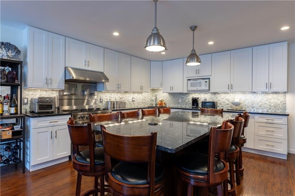 14 Clinton Avenue – photo 4