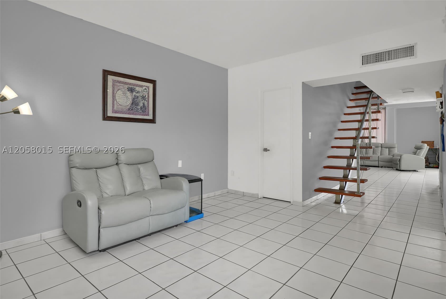 9177 Fontainebleau Blvd – photo 3