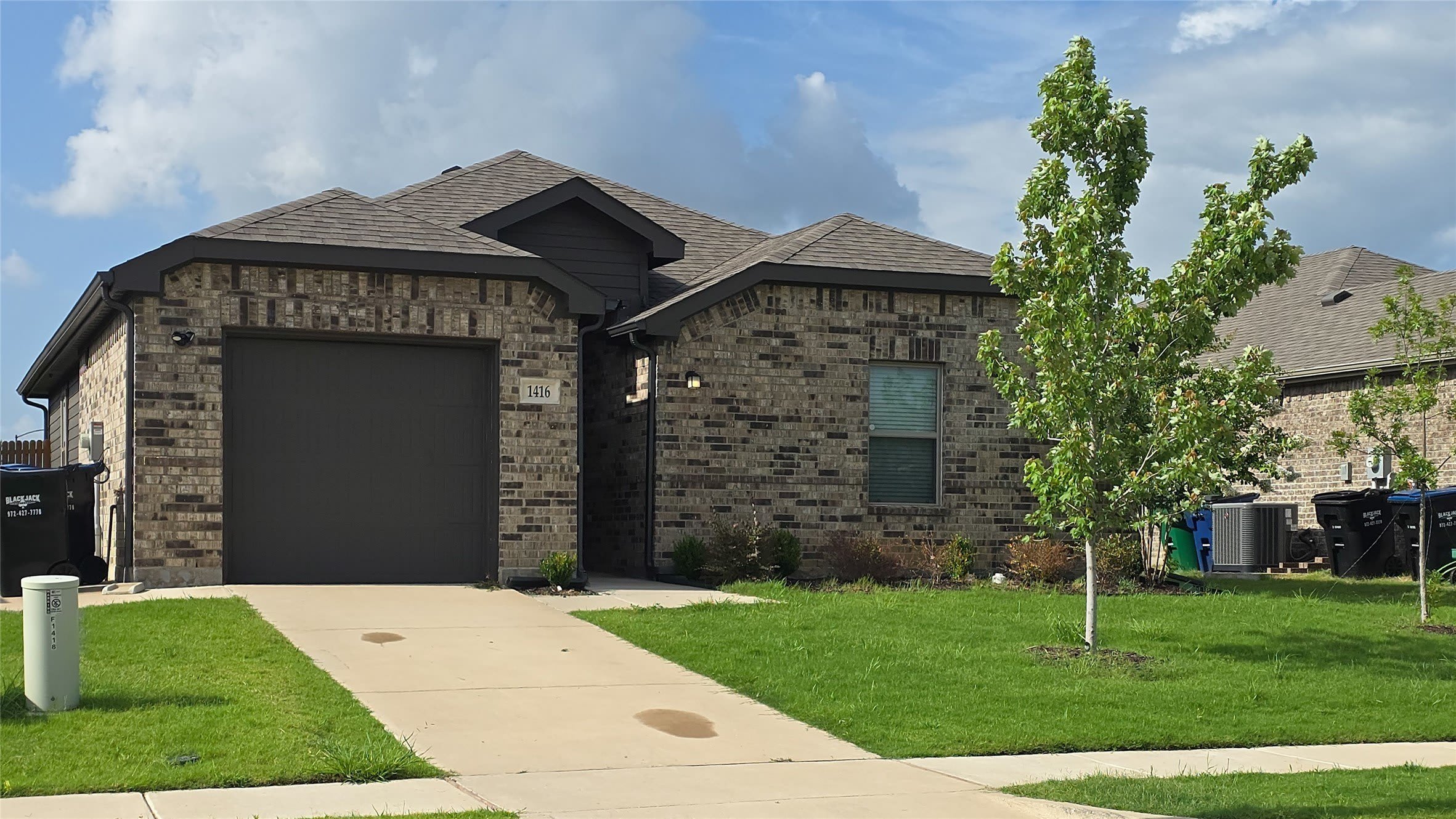 1416 Waverley Drive – photo 1