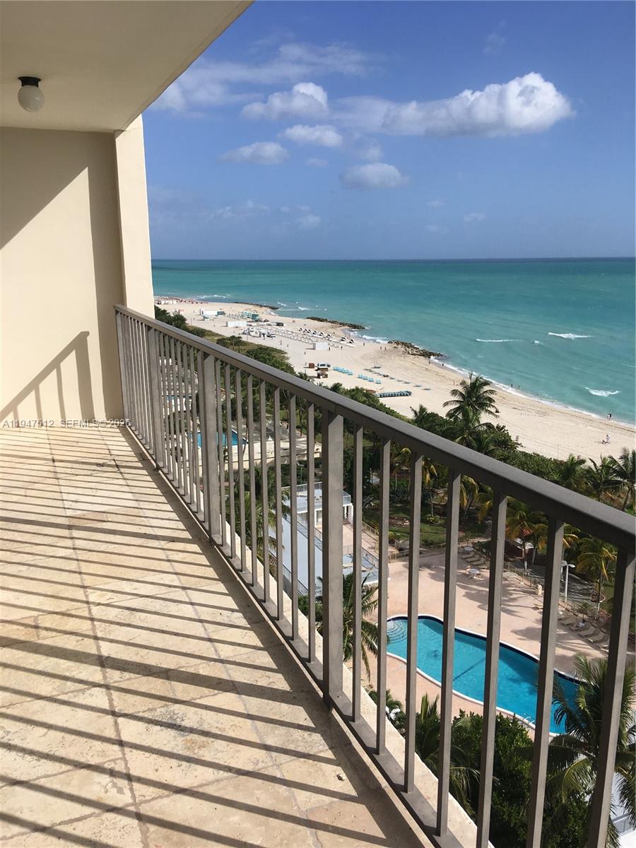 2625 Collins Avenue – photo 1