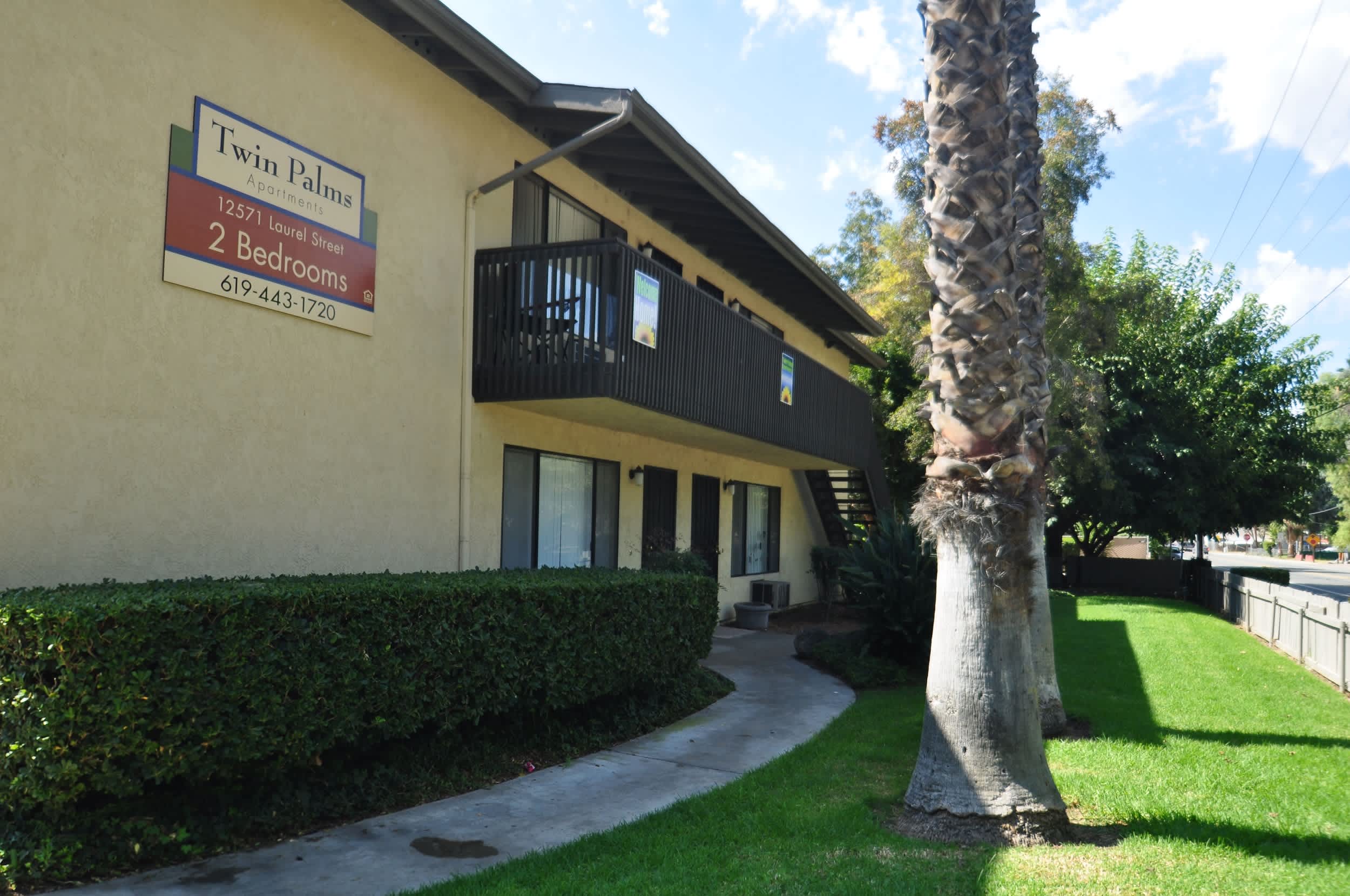 Twin Palms Apartments – photo 3