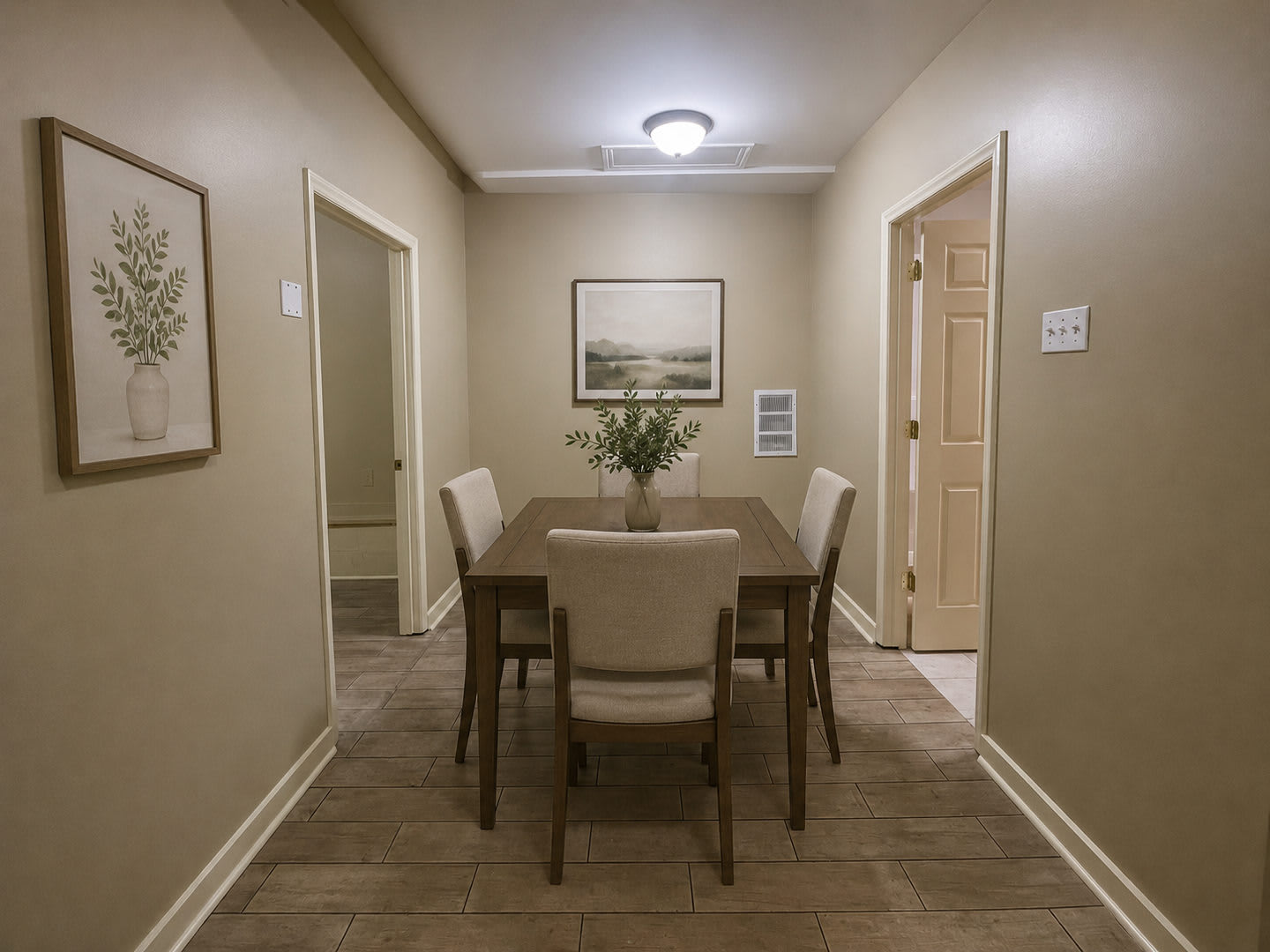 Adorable 2 Bedroom 1 Bath Apartment.Located in the Cotswold Area – photo 3