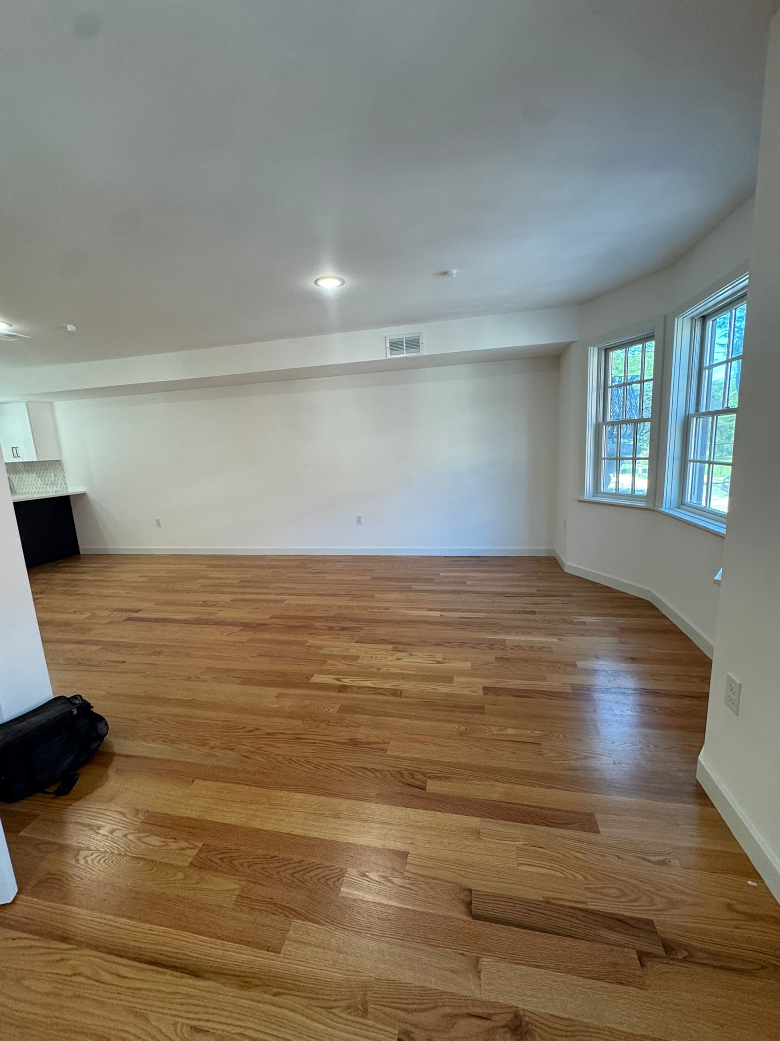 52 James Street 2 – photo 4