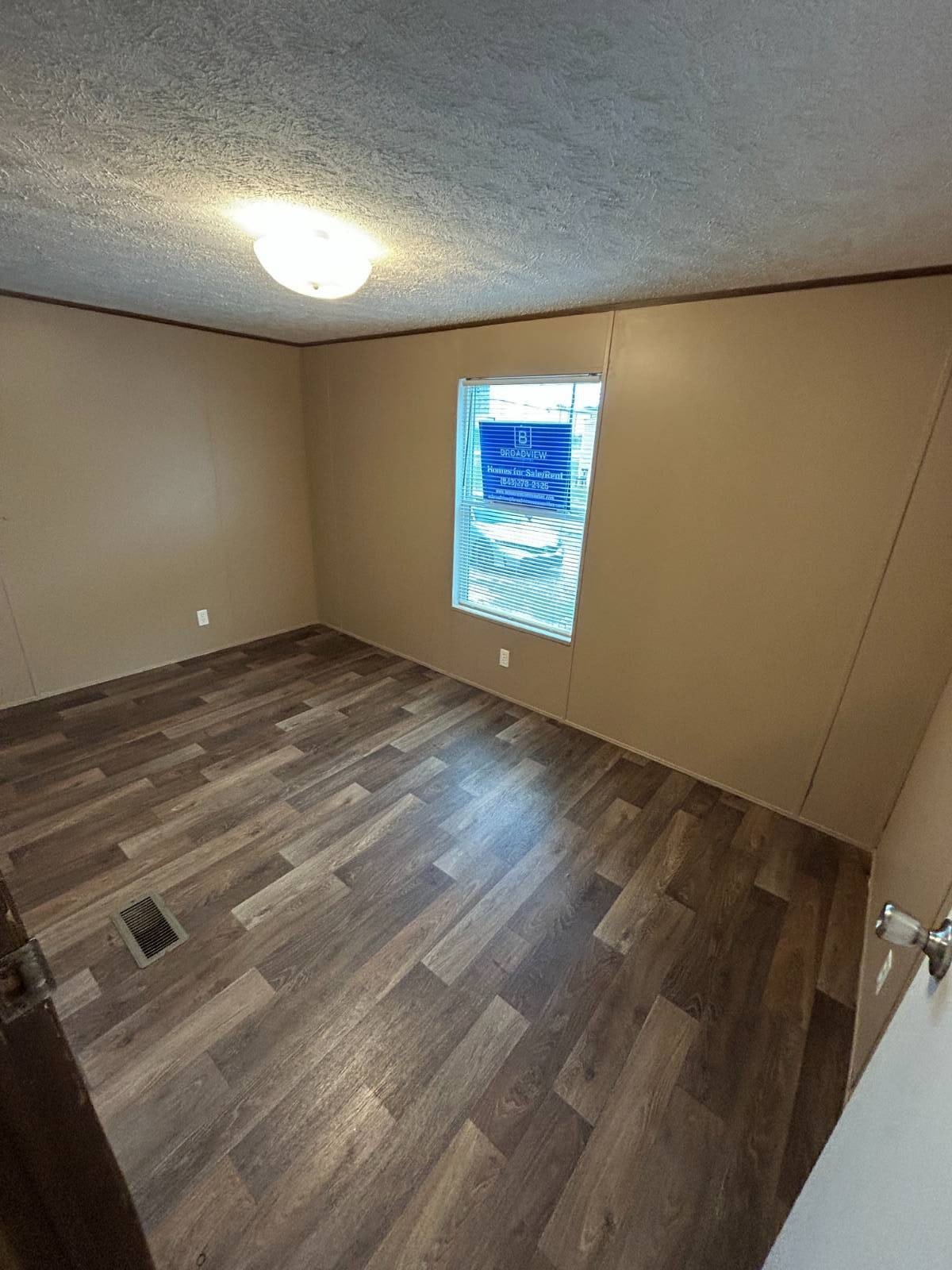 1711 Tarte St. – photo 3