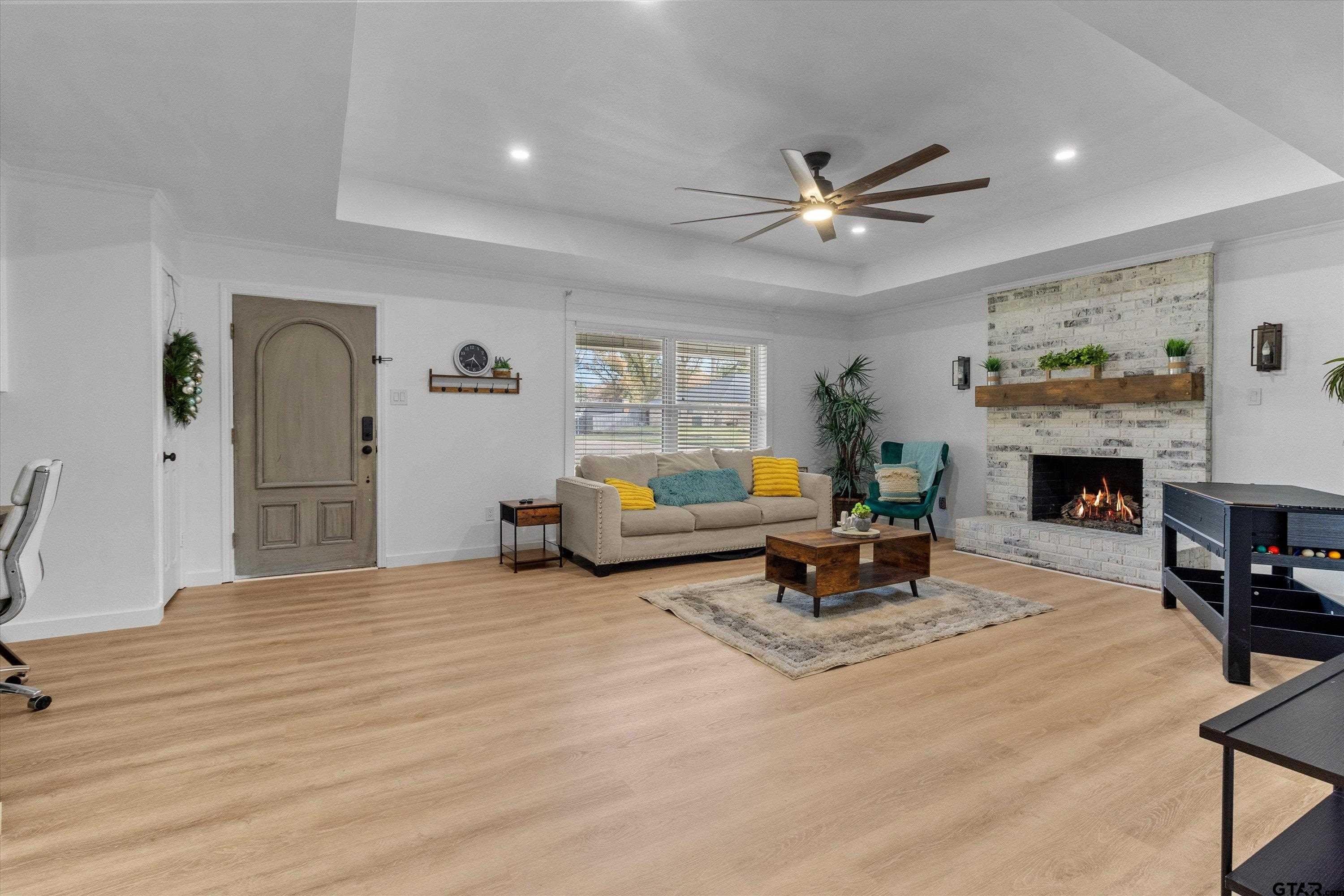 10801 Harvest Wood Dr – photo 4