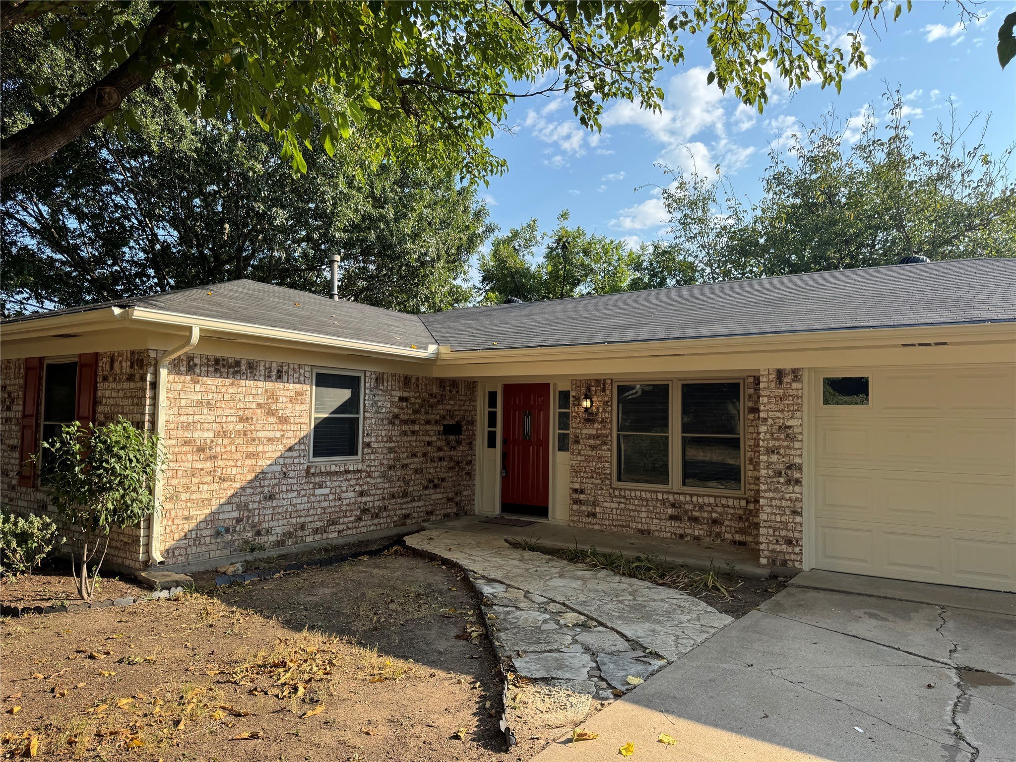 307 Ables Street – photo 1