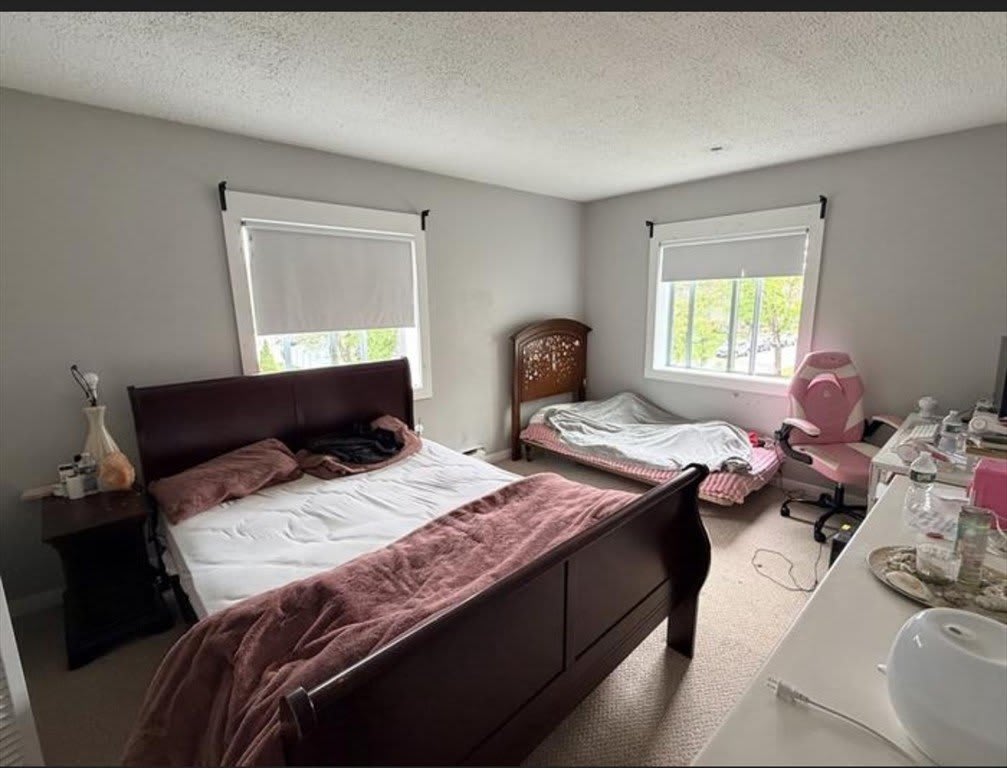 1 Universal St – photo 2