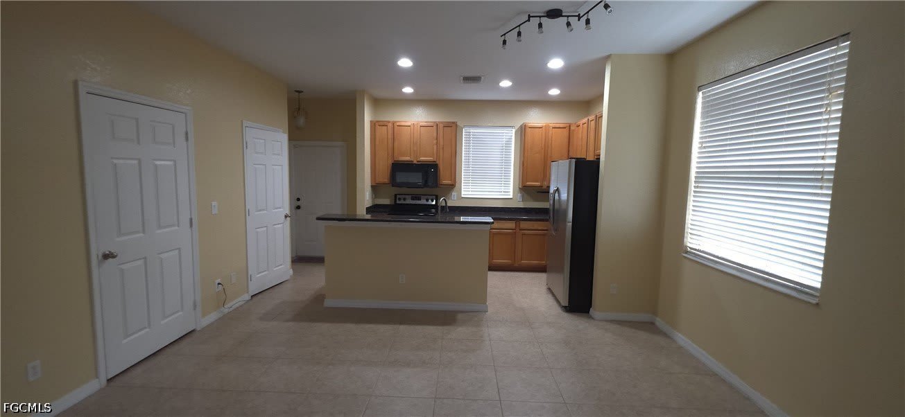 391 Shadow Lakes Drive – photo 4