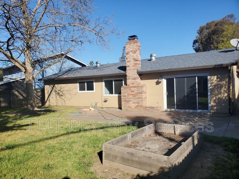 9002 Salmon Falls Dr – photo 2