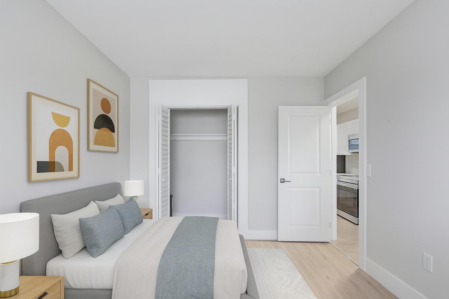 1315 Ne Miami Ct – photo 2