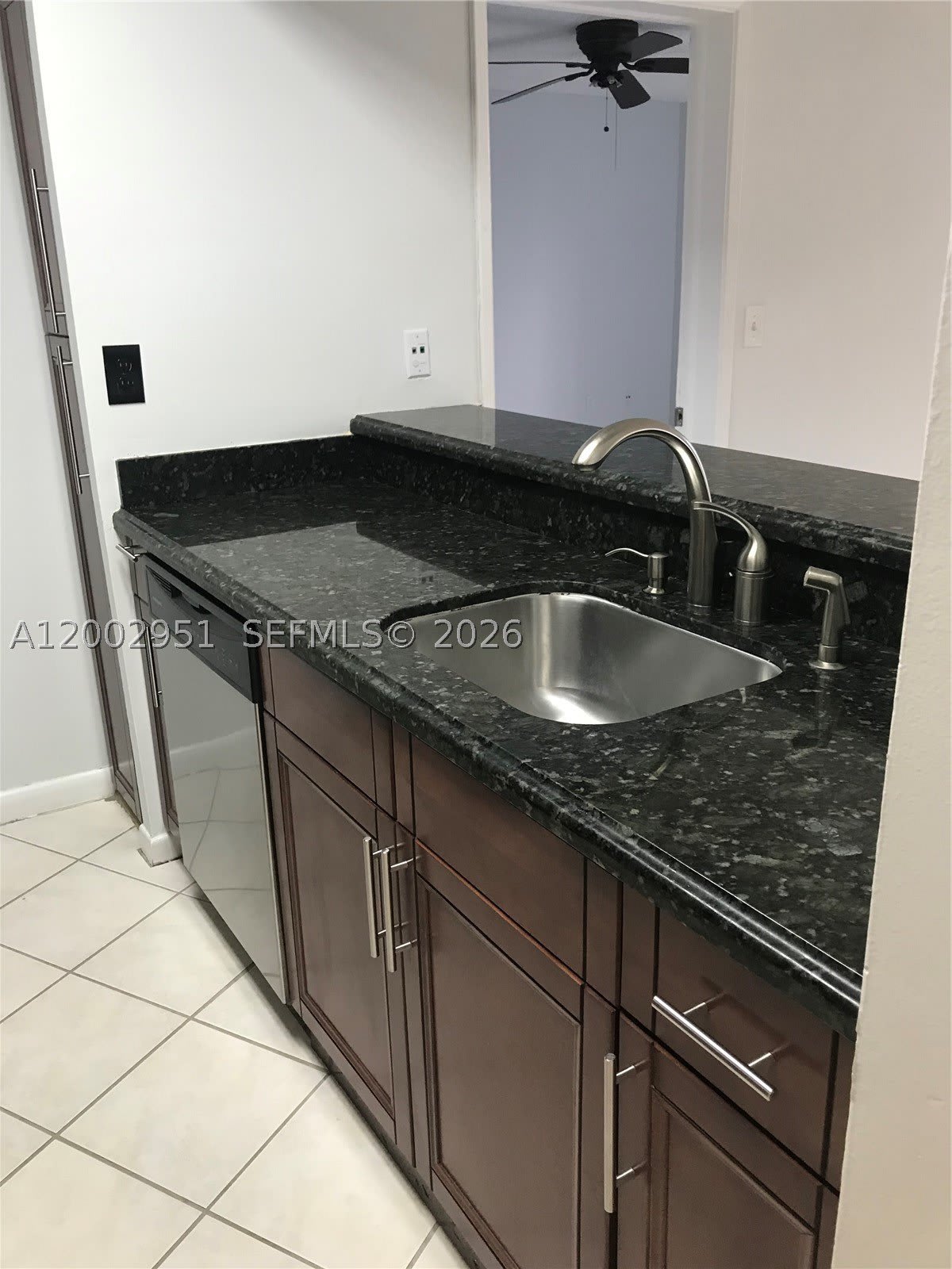 7075 NW 186th St – photo 2