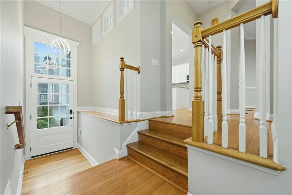 319 Creekbank Way SE – photo 2
