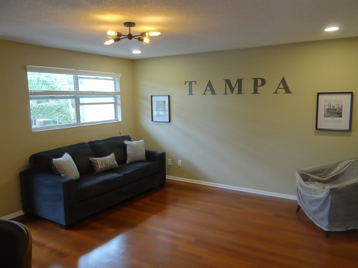 1 1 Condo In Beach Park – photo 3