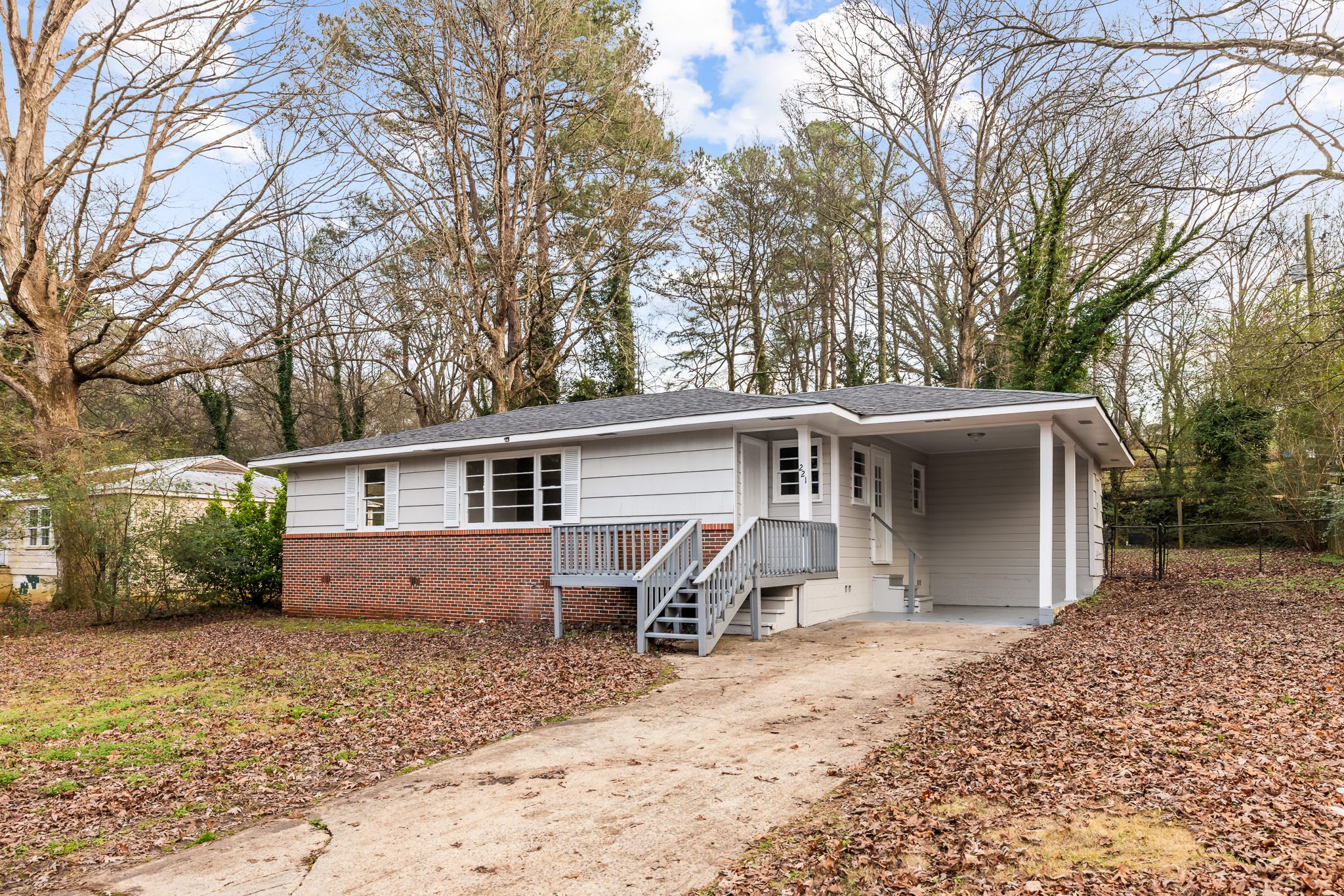 221 Lawson Road – photo 2