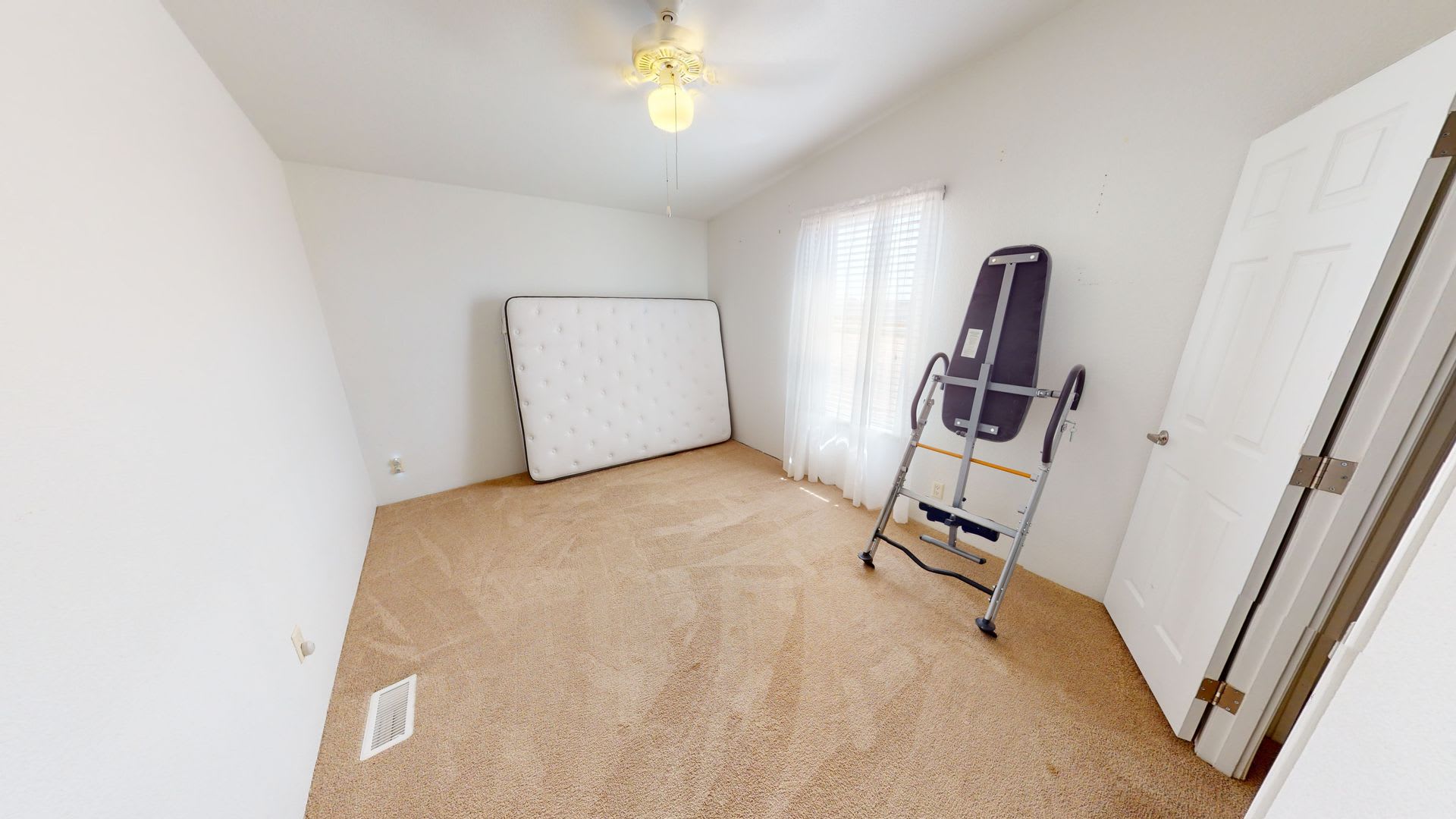 2505 Silver Dollar Loop – photo 5