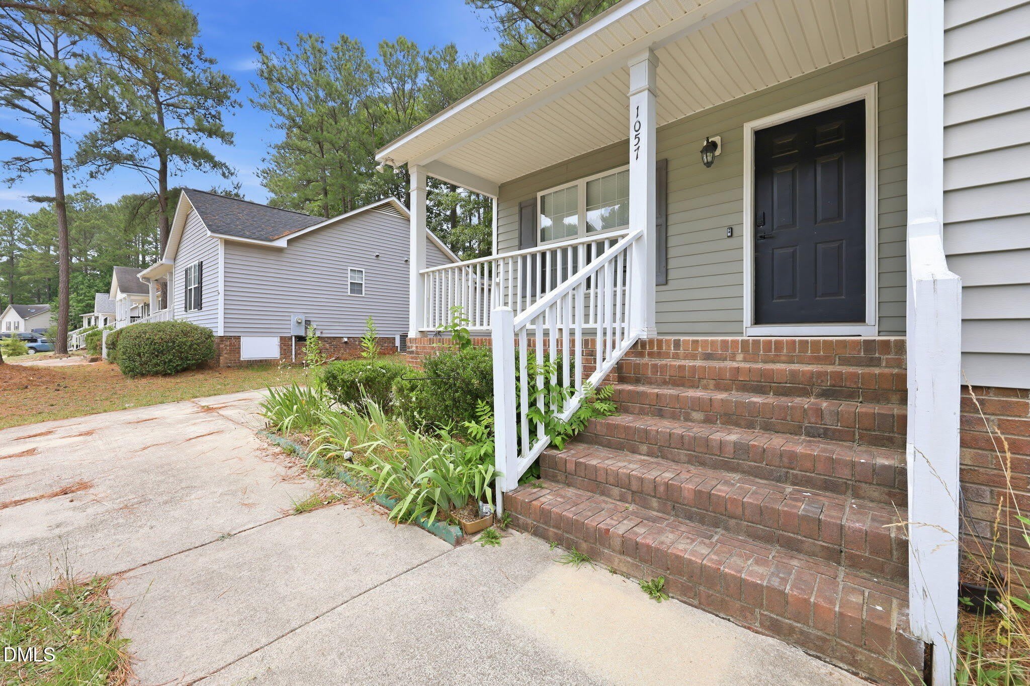 1057 Mailwood Drive – photo 4