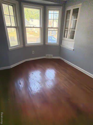 8661 Auburn – photo 3