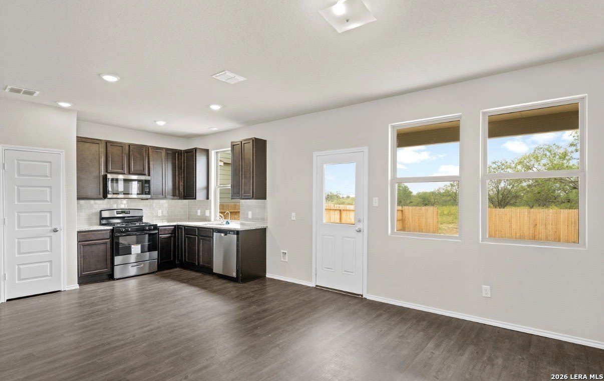 5118 Sandstone Way – photo 4