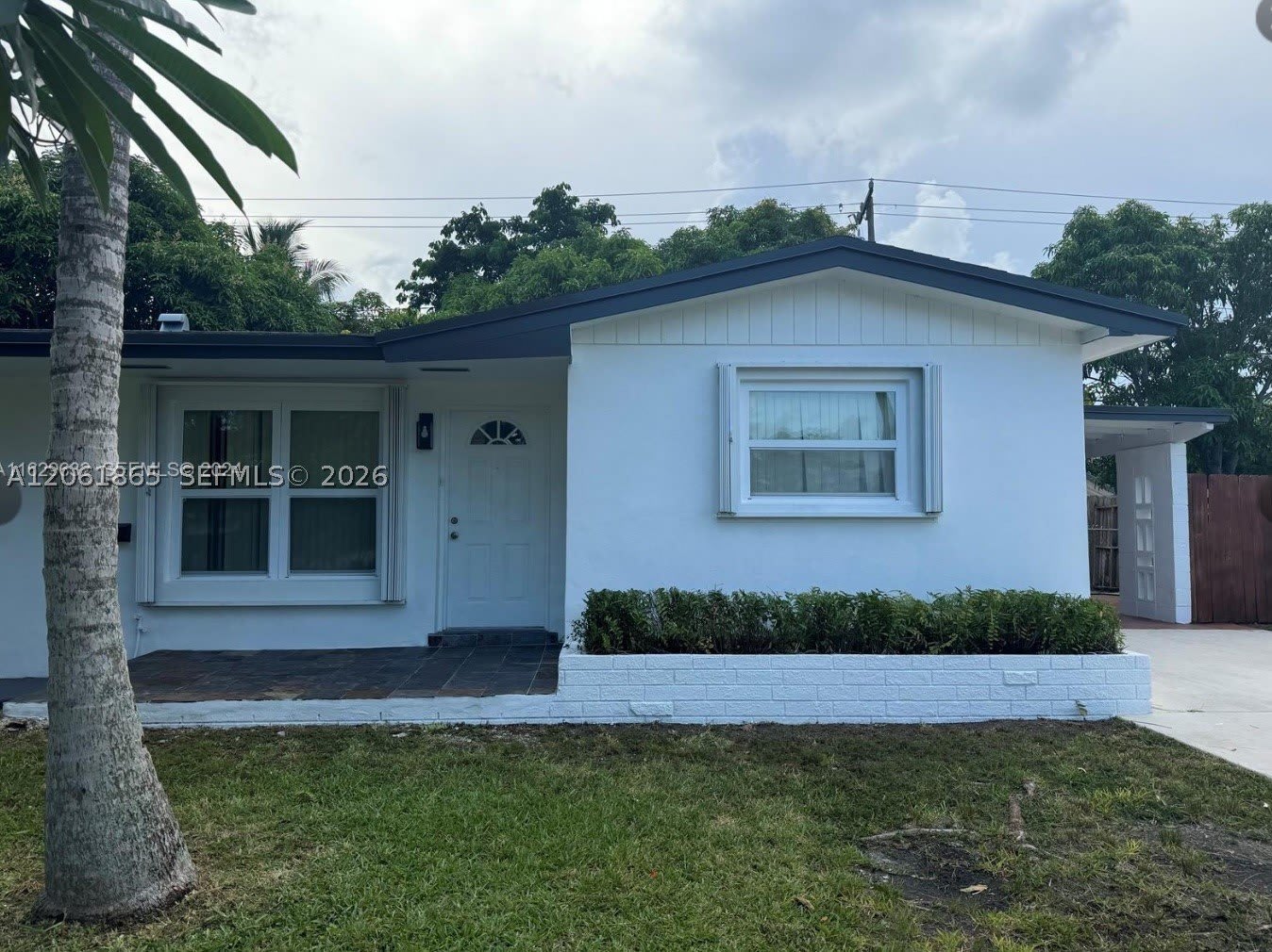 17630 SW 112th Ave – photo 2