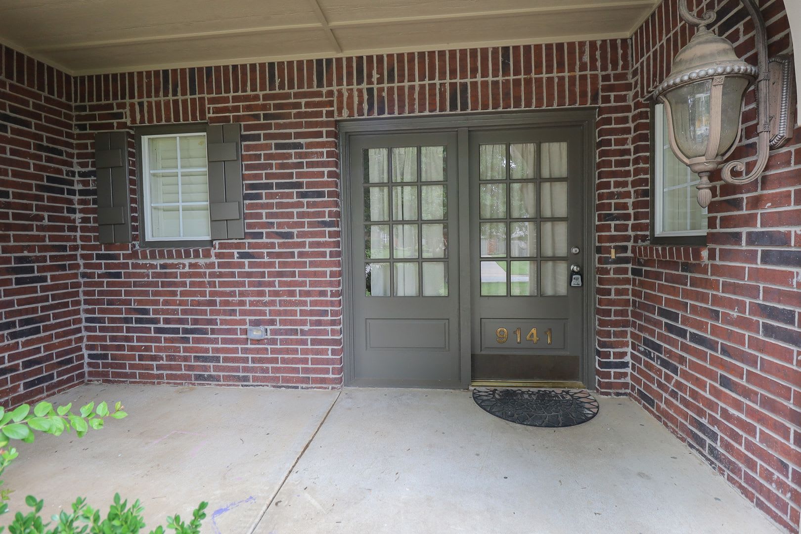 Huge, Gorgeous South Tulsa home ready for move in 05/15/2025 – photo 4