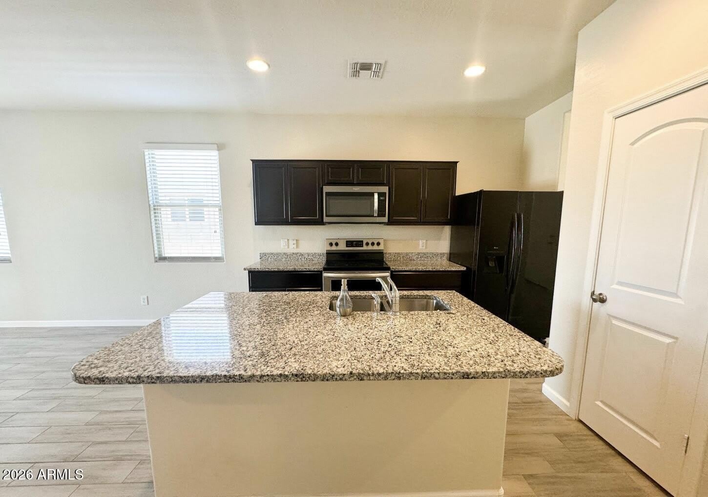 17134 N ROSEMONT Street – photo 5