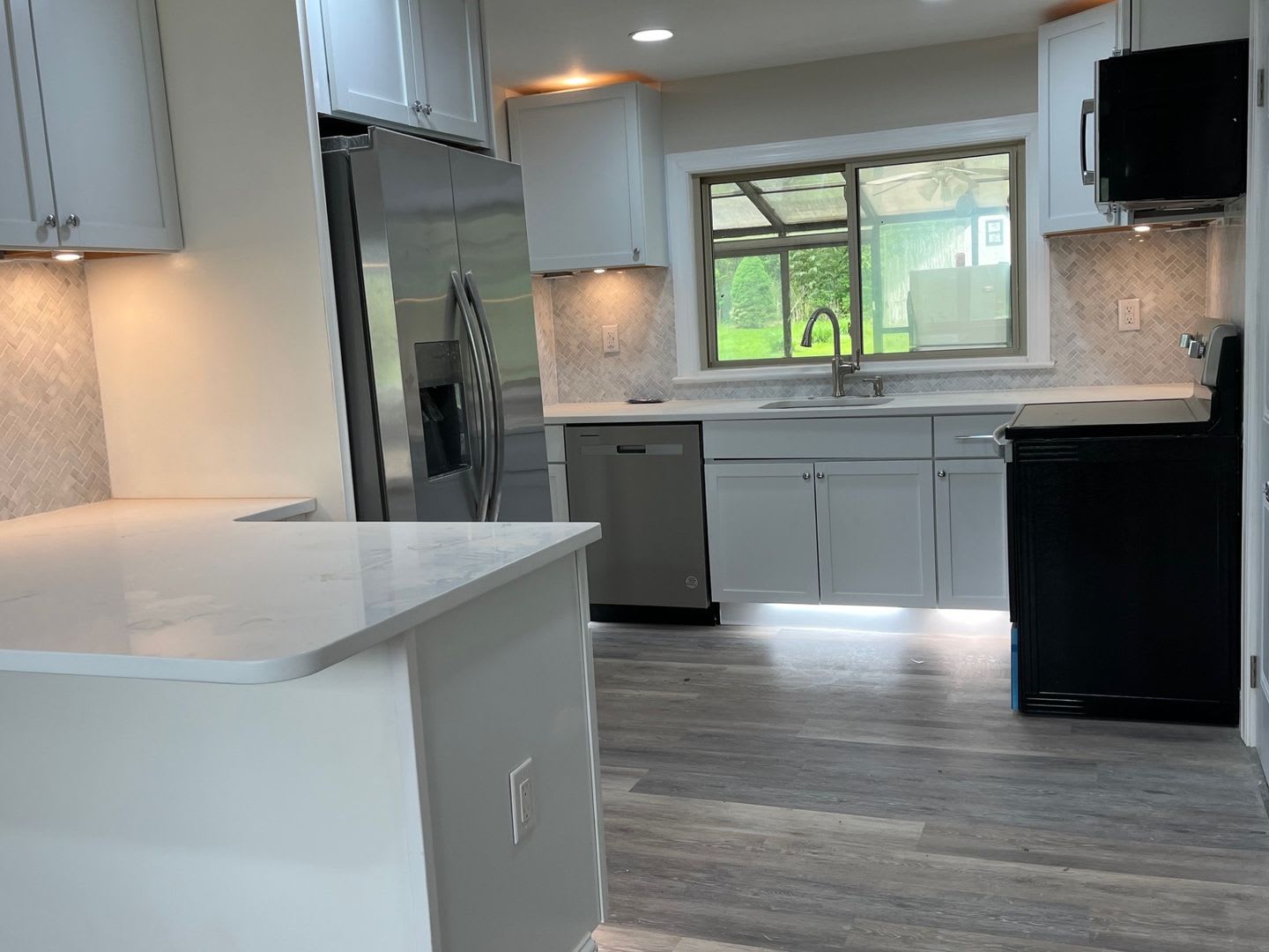 2650 Morris – photo 2
