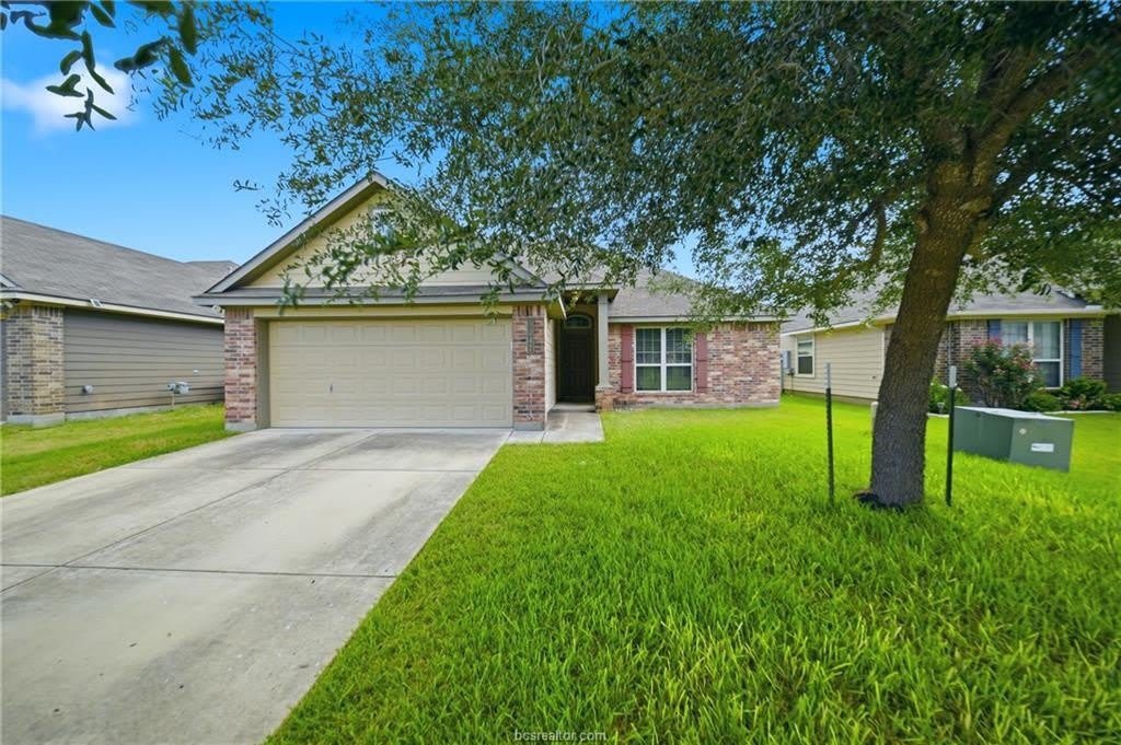 5247 Sagewood Drive – photo 3