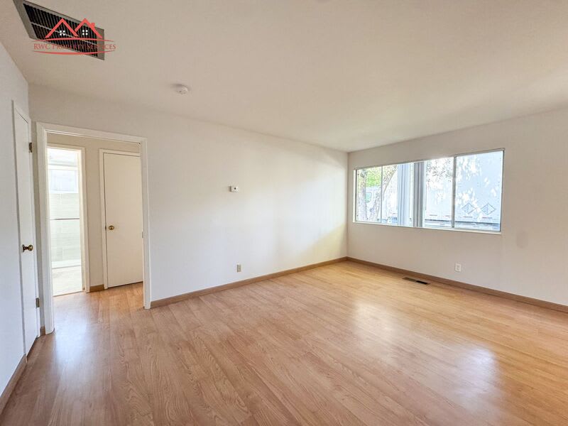 411 College Avenue – photo 3